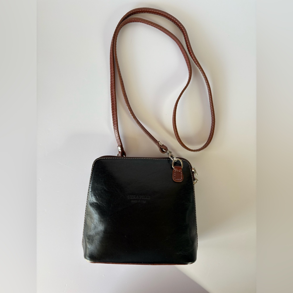 Vera Pelle Vintage Genuine Leather Crossbody Messenger Bag in Black and Brown